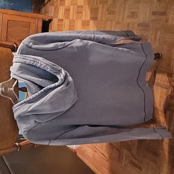 Under Armour hoodie - Picture 4 of 4